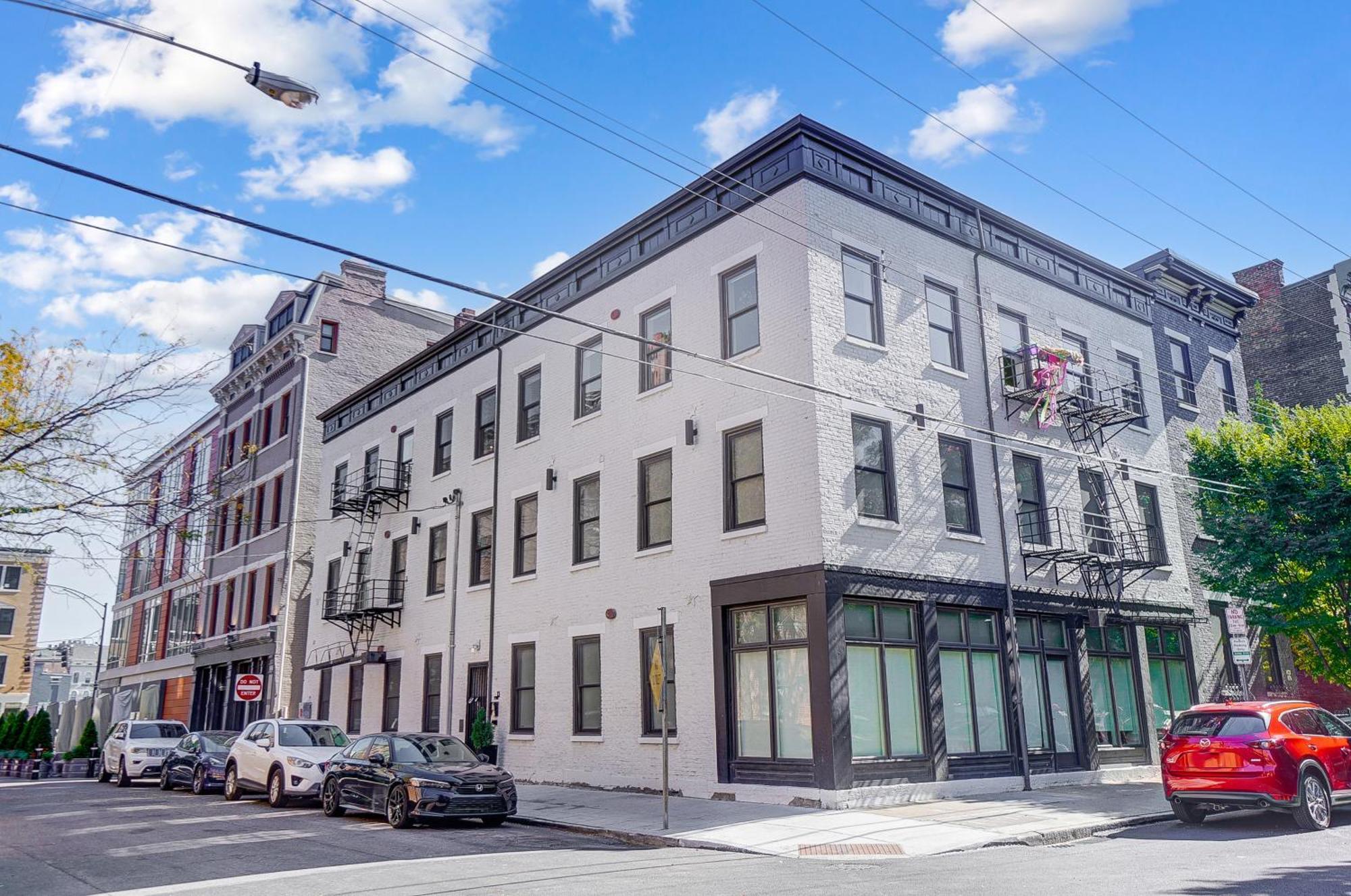 Sunny Downtown Apartment, Walk To Washington Park! Cincinnati Eksteriør billede